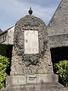 Monument aux morts.