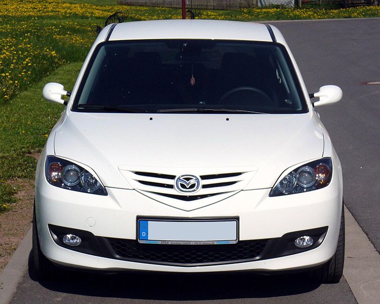 File:Mazda 3 Sport Facelift Front.JPG