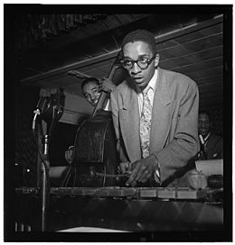 Milt Jackson and Ray Brown, New York, between 1946 and 1948 (William P. Gottlieb 04461).jpg