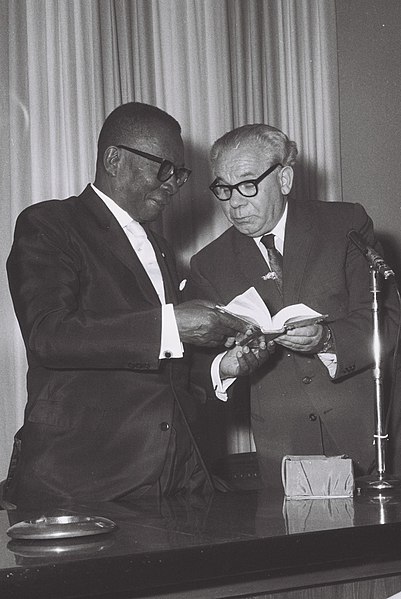 File:Mordechai Ish-Shalom with William Tubman.jpg