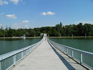 Fußgängerbrücke über den Ruderkanal Plowdiw