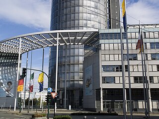 NRW, Essen - RWE-Turm 02.jpg