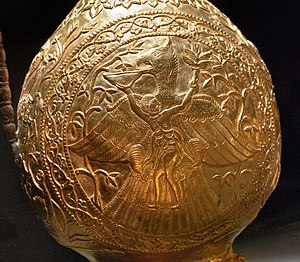 Similar Turul depiction on another gold item of the Treasure of Nagyszentmiklós