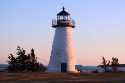 How to get to Mattapoisett, Massachusetts with public transit - About the place