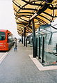 Maurice Nio: Síla květin, autobusová zastávka, Schiphol / Haarlemmermeer / Haarlem, 1998-2002