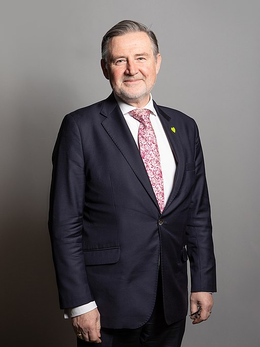 Official portrait of Barry Gardiner MP