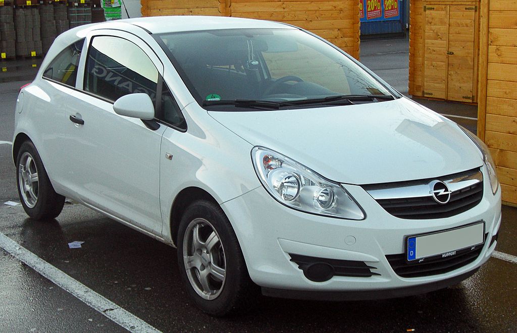 File:Opel Corsa D 1.2 Twinport Edition front 20100602.jpg - Wikimedia  Commons