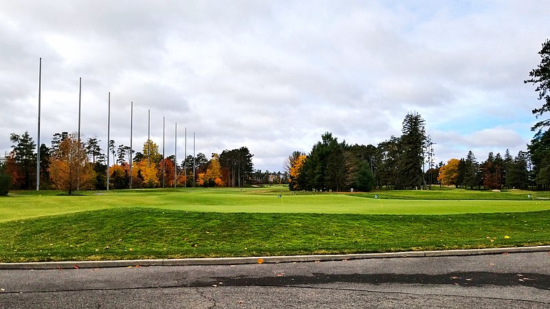 File:Ottawa Hunt Golf Club 1.jpg