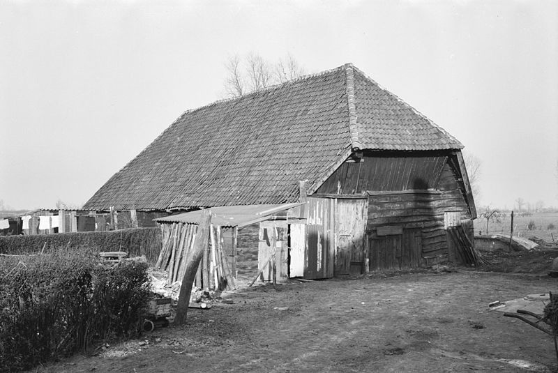 File:Overzicht schuur bij boerderij - Etten-Leur - 20396977 - RCE.jpg