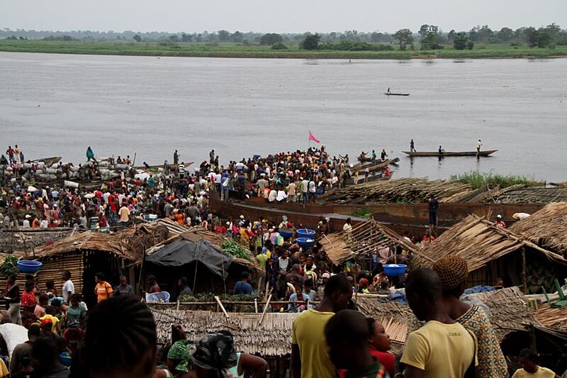 File:Oxfam East Africa - Mbandaka market.jpg