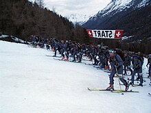 Старт скі-альпіністів, Швейцарські Альпи, 2006.