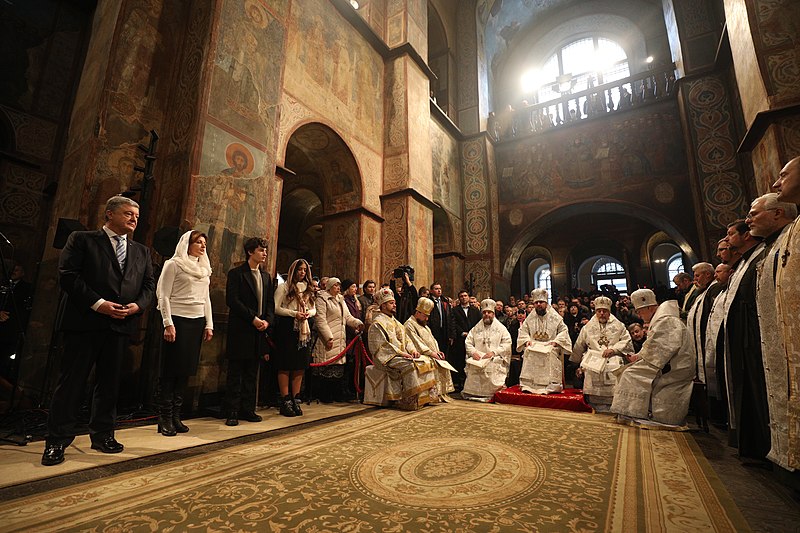 File:Participation of the President of Ukraine in the festive Christmas liturgy in Saint Sophia, Kiev 16.jpeg