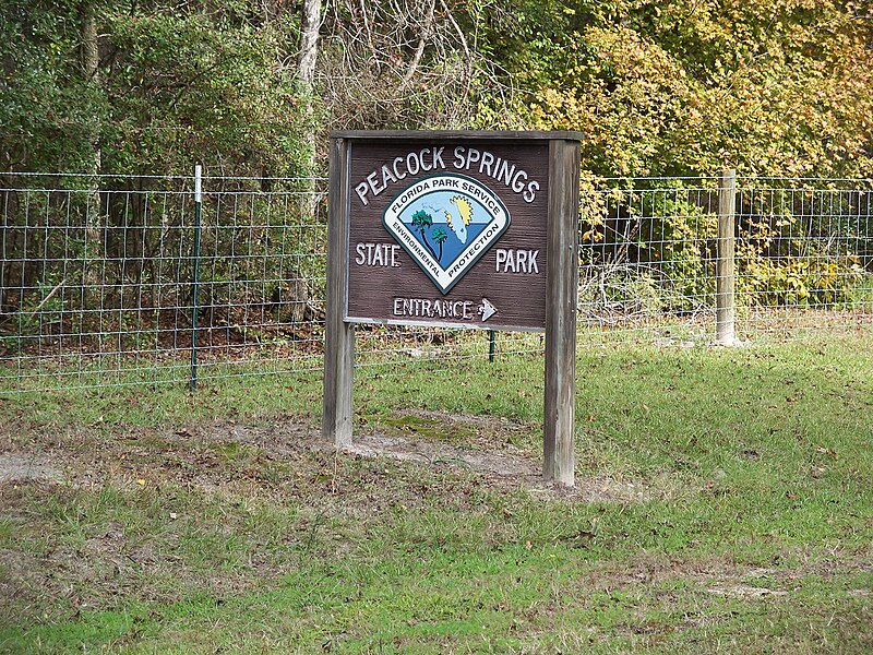 File:Peacock Springs SP entr sign01.jpg