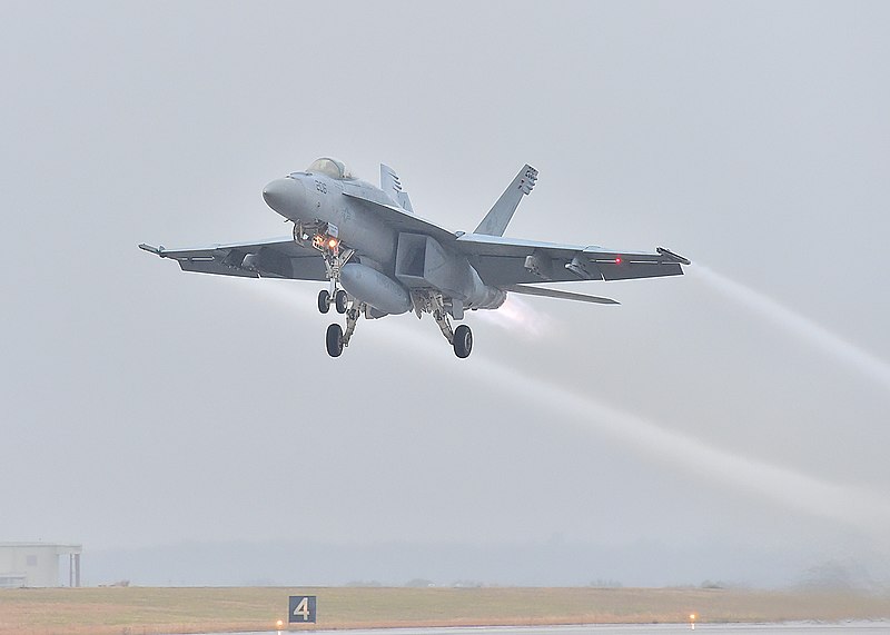 File:Pilots Depart Fort Worth for Bush Memorial Flyover.jpg