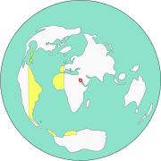 Inserción del mapa de Piris Reis (Amarillo), en una proyección acimutal de Lambert, con centro en el norte del Mar Rojo.