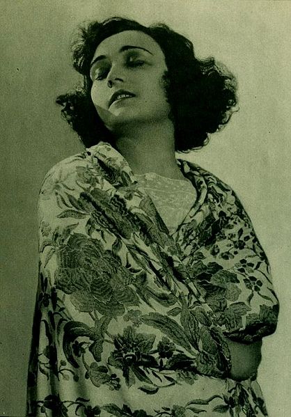 File:Pola Negri - Jun 1922 Photoplay.jpg