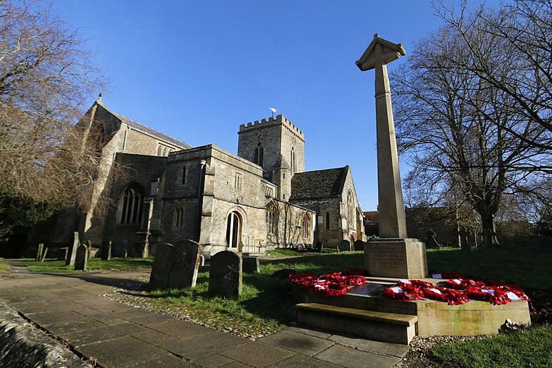 File:Poppies round the memorial - geograph.org.uk - 4343563.jpg