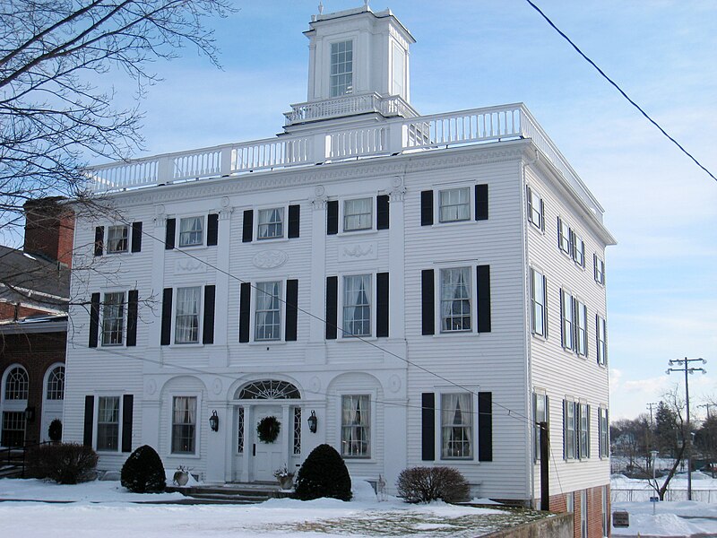 File:Portsmouth, NH - Middle Street Baptist Church adjunct.JPG