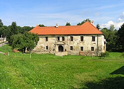 Starý zámek v Jemništi
