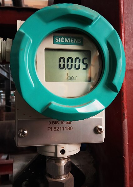 File:Pressure transmitter SIEMENS.jpg