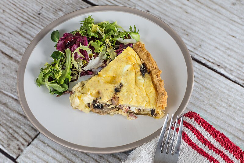 File:Quiche and Salad (Unsplash).jpg