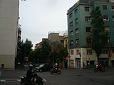 La rambla de Volart, vista des de la ronda del Guinardó un vespre de pluja (Barcelona).