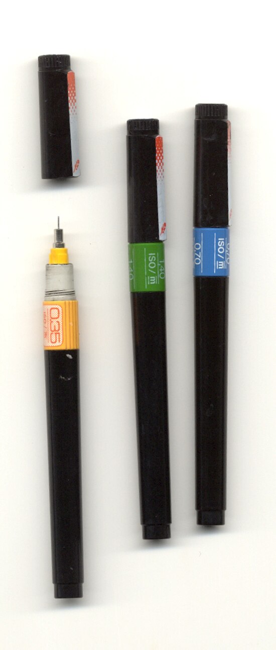 Rapidograph styli of different widths: 0.35, 1.4 and 0.7 mm.