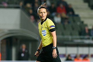 <span class="mw-page-title-main">Rebecca Welch</span> English football referee