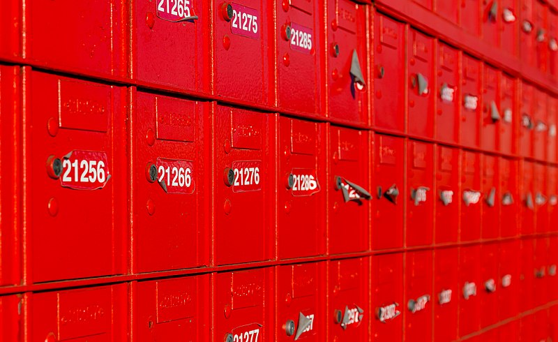 File:Red postal boxes, Christchurch, New Zealand 03.jpg