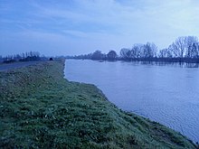 Il Reno durante la piena del 22 gennaio 2009 all'altezza di Molinella