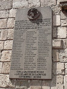 Commemorative plaque placed at the San Jacinto Plaza in Mexico City. It states: "In memory of the Irish soldiers of the heroic St. Patrick's Battalion, martyrs who gave their lives for Mexico during the unjust invasion by the United States of 1847." Saint Patrick's Battalion 1847, plaque Mexico.jpg