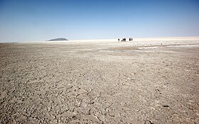 Salt desert, Great Rann of Kutch (16494913578).jpg