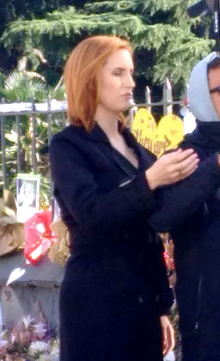 Samantha Hayes (cropped).jpg