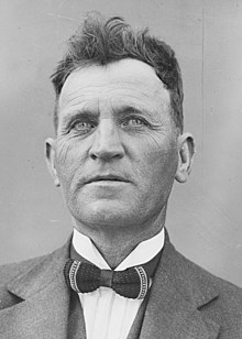 Senator John Dooley (beschnitten) .jpg