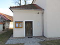 Čeština: Boční vchod do kostela sv. Jiljí ve Střížově, Vladislavi, okr. Třebíč. English: Side entrance of Church of Saint Giles in Střížov, Vladislav, Třebíč District.