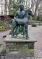 "Junge mit Fohlen" aufgestellt 1970, Zoo Stralsund, Deutschland