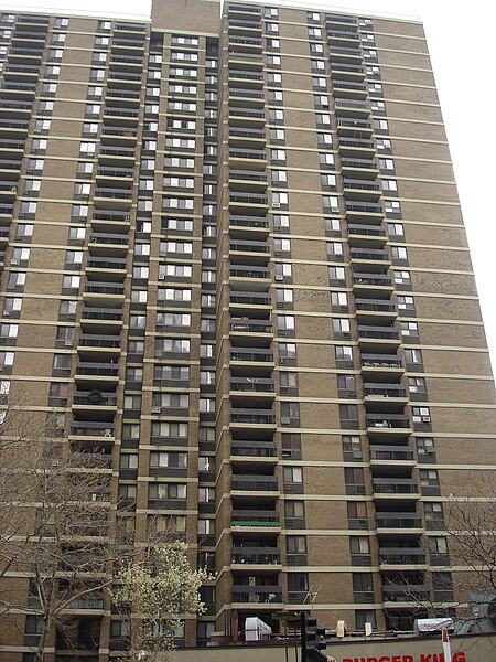 File:Southbridge Towers (WTM by official-ly cool 068).jpg