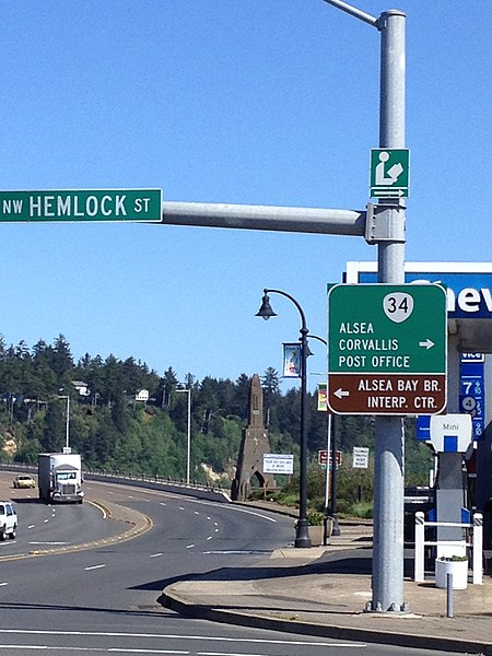 File:Start of Oregon Route 34 in Waldport..jpeg