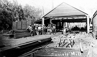 Daniels' sawmill at Benobble, circa 1918 StateLibQld 1 48072 Daniels' Sawmill at Benobble, Queensland, ca. 1918.jpg
