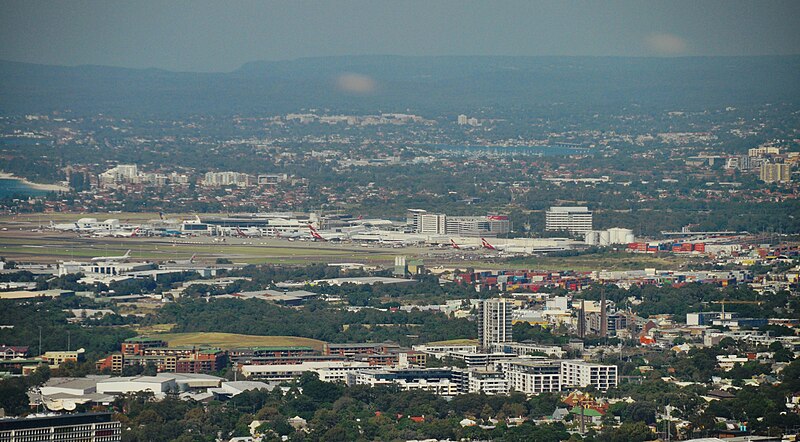 File:Sydney Airport - panoramio - pj soans (19).jpg