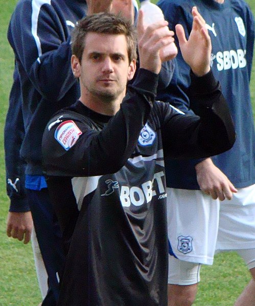 Heaton playing for Cardiff City in 2011