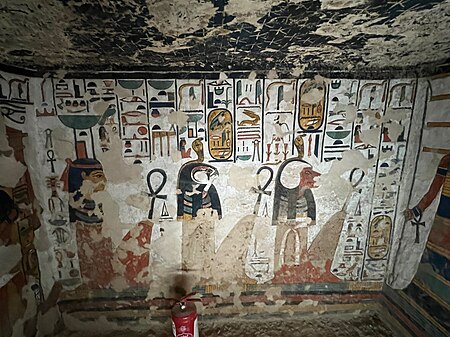 Fail:Tomb_of_Nefertari_2022_42.jpg