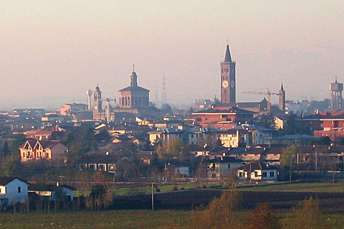 File:Treviglio View2crop.jpg