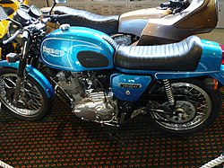 Triumph Legend motosiklet 1975, JPG