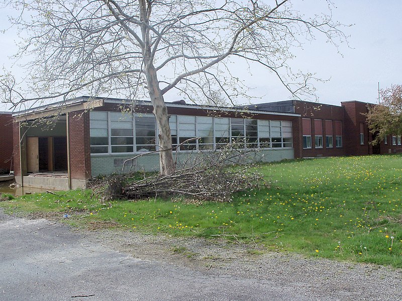 File:Willis Elementary School, Mechanicstown, Ohio.JPG