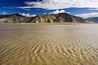 řeka pod jménem Jarlung Cangpo na území Tibetu