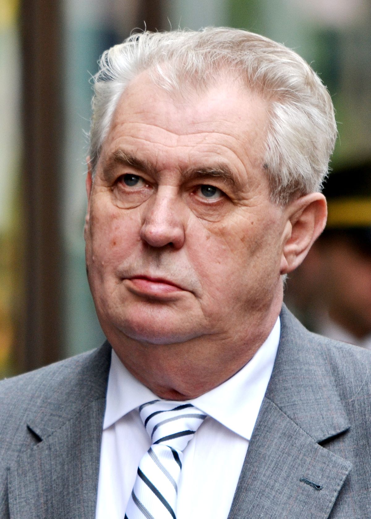 Prezident Miloš Zeman oznámil, že bude kandidovat v ...