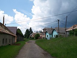 Ábelová - ulica obce (2).jpg