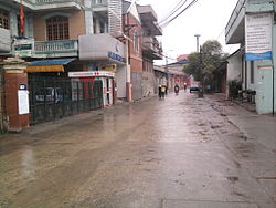 Via del comune di Bat Trang, distretto di Gia Lam, Hanoi la mattina del capodanno lunare (2012).