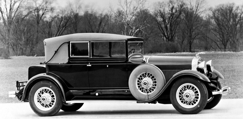 File:1929 Lincoln Model L Convertible Victoria by Dietrich.png